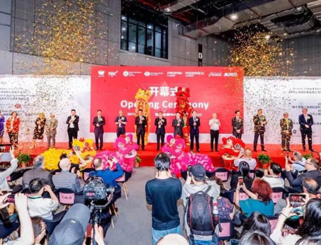 我司荣获最佳品牌创新奖，2019健康营养展首日喜迎四方客户